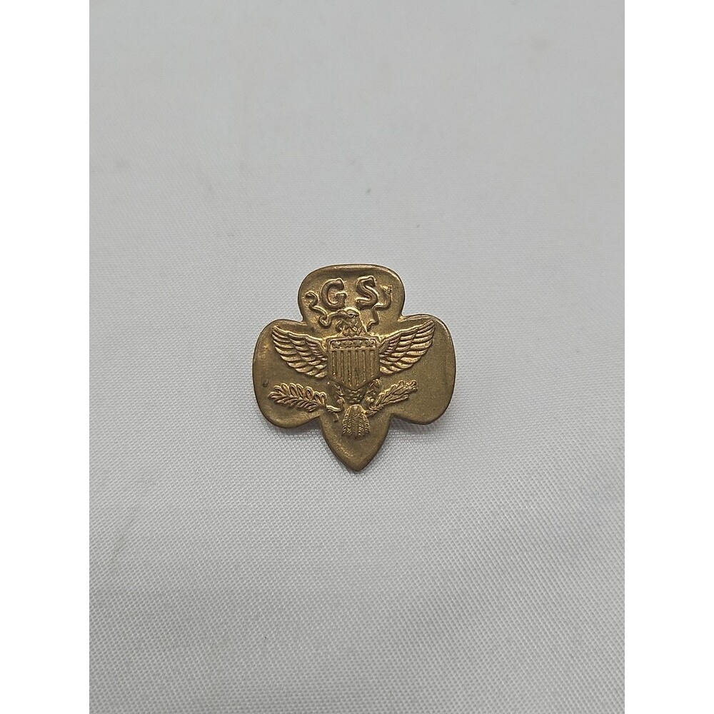 Vintage Girl Scouts of America Gold Lapel Pin Badge GS